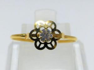 Sortija Pétalos Circonita Oro 18K, Talla 16, Peso 0,60g,